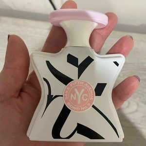 Saks Fifth Avenue Bond No.9